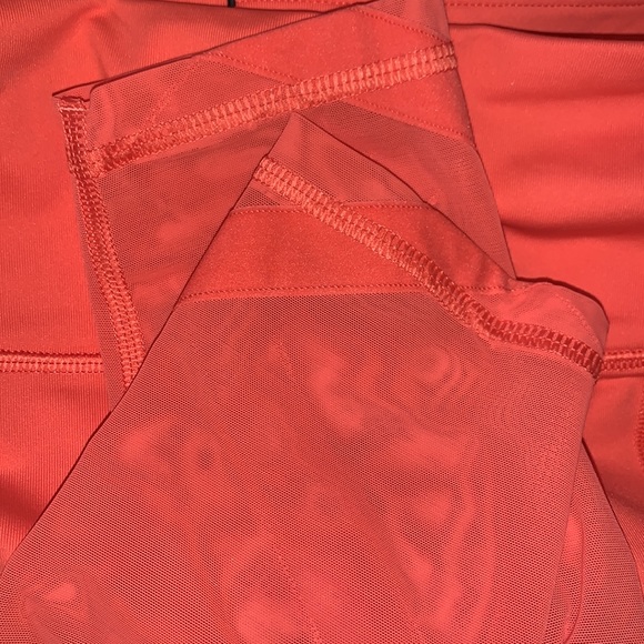 Victoria’s Secret Orange Coral Total Knockout Sport Leggings - Picture 8 of 8